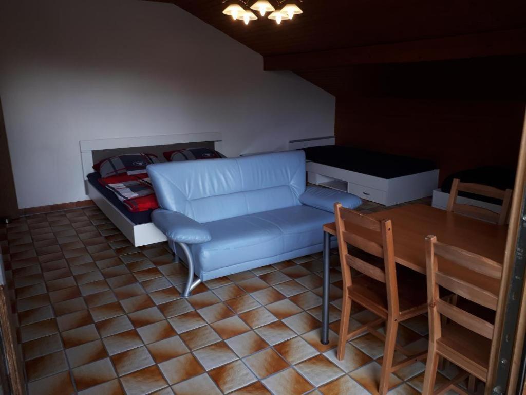 Karl-Stieler-Str. One Room In A 2 Room Appartment ; Lot Space Bruckmühl Extérieur photo